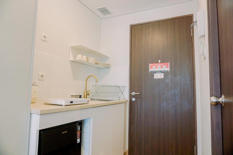 Others 4, Stunning Studio Transpark Bintaro Apartment By Travelio, Tangerang Selatan