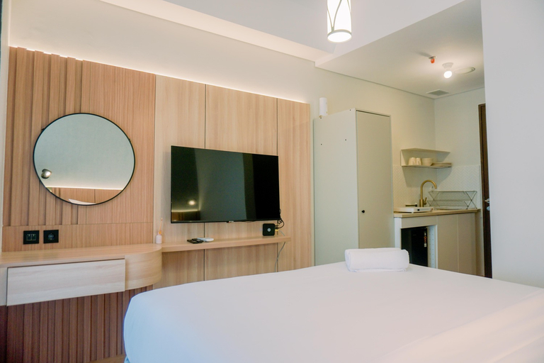 Bedroom 2, Stunning Studio Transpark Bintaro Apartment By Travelio, Tangerang Selatan