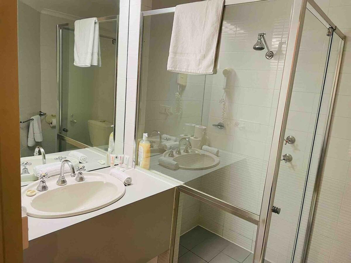 Bedroom 3, ensuite studio city apt 438, Adelaide