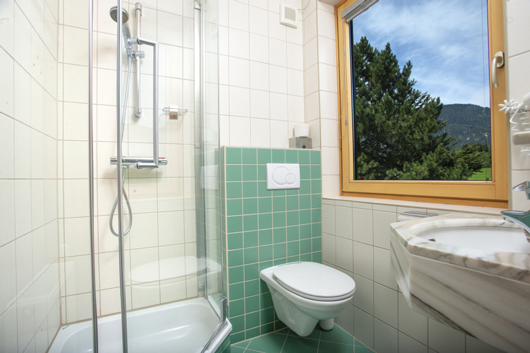 Bathroom 3