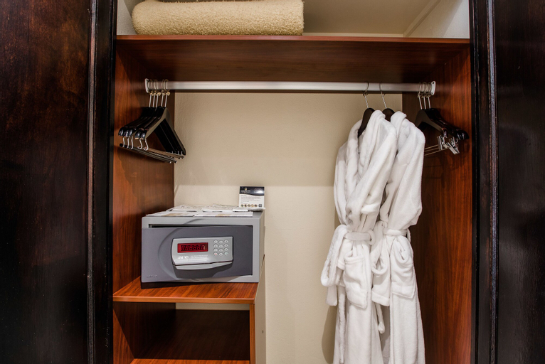 Amenities 11