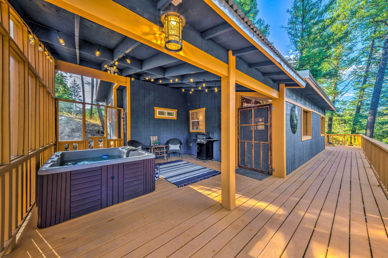 Others 1, Bluebird Pines Cabin With Gas Fire Pit & View!, Lincoln