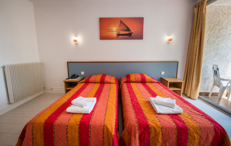 Bedroom 3, Le Domaine du Mas Blanc by Popinns, Pyrénées-Orientales