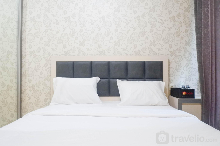 Bedroom 2, Calm Studio Tanglin Supermall Mansion By Travelio, Surabaya