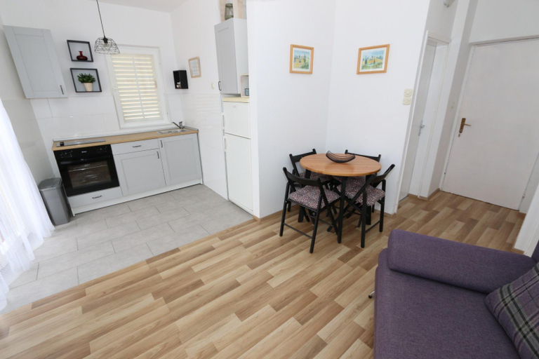 Others 4, Apartment Iva, Novalja