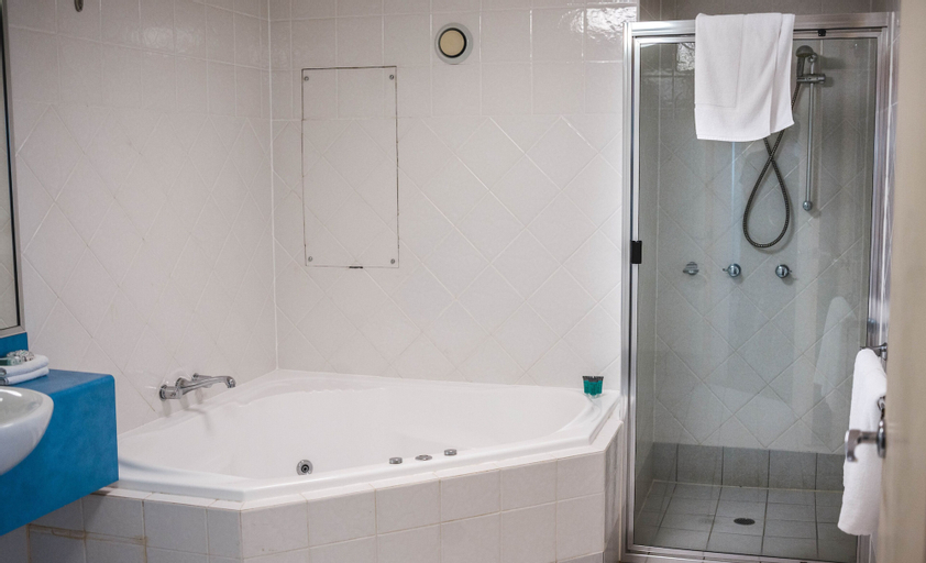 Bathroom 24