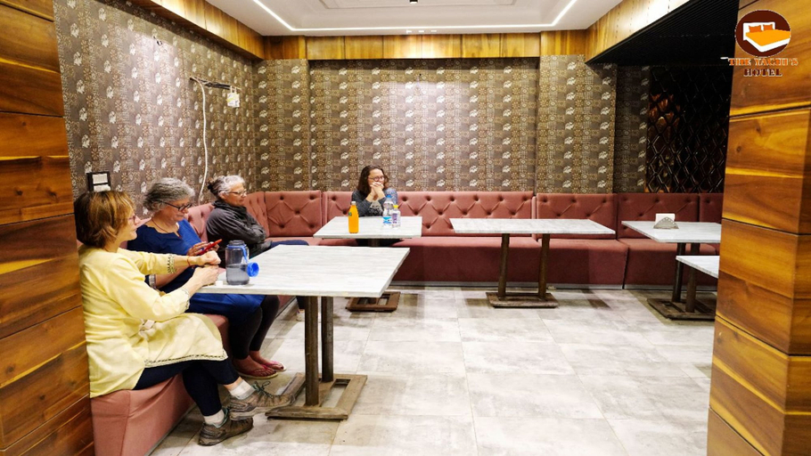 Others 5, The Yachi's, Garhwal
