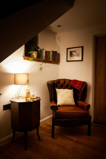 Others 3, Luxury Thatched Country Cottage - Dartmoor, Devon, Devon