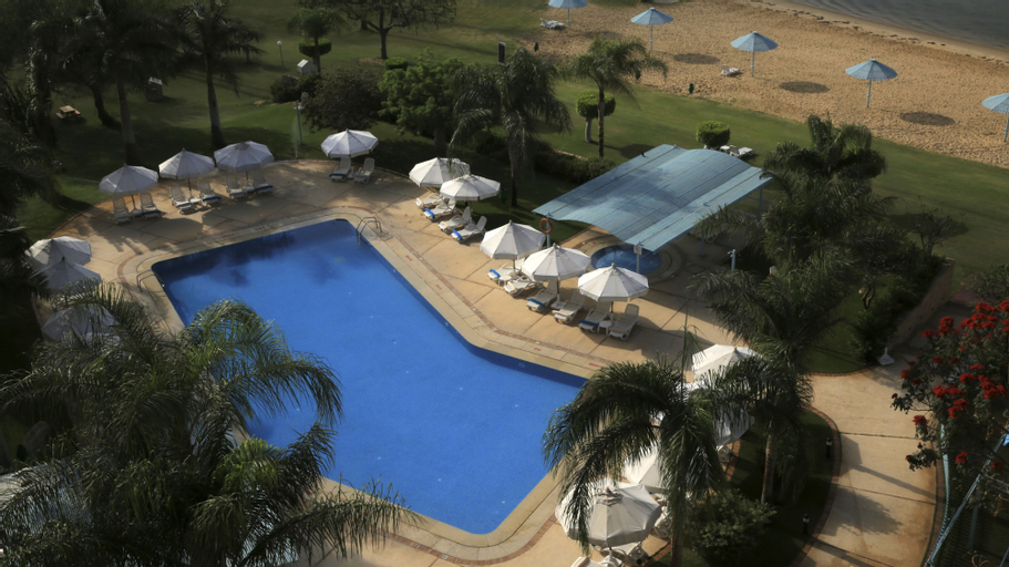 Swimming Pool 9