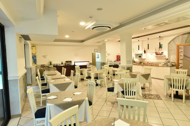 Food & Drinks 5, Hotel Okinawa, Rimini