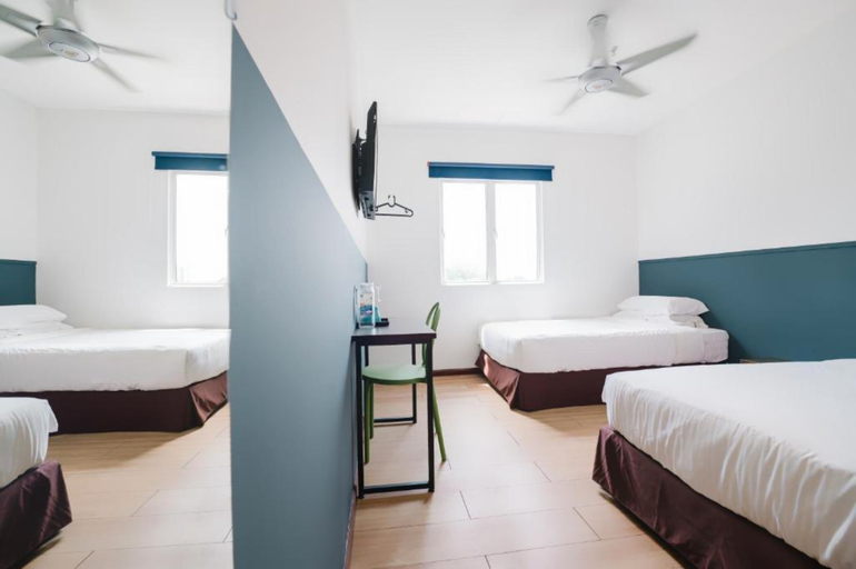 Bedroom 12