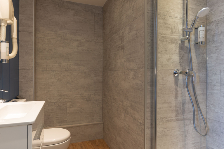 Bathroom 5, Hôtel Baldi by Magna Arbor, Paris