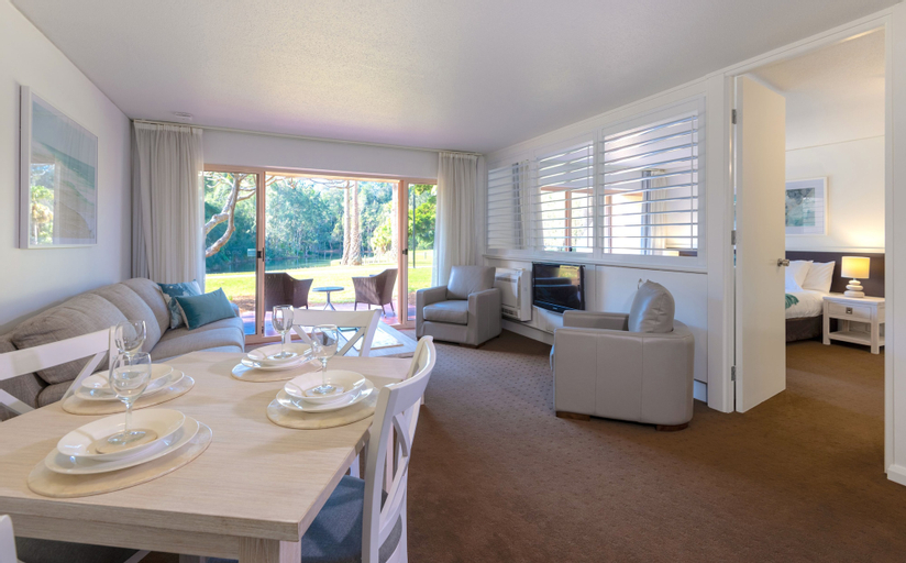 Dining Room 5