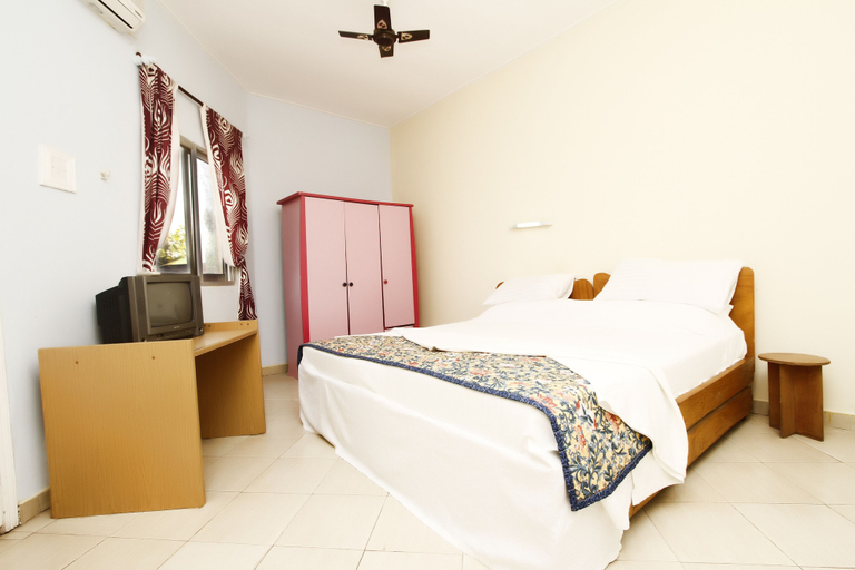 Bedroom 4, Baobab Holiday Resort, Kombo Saint Mary