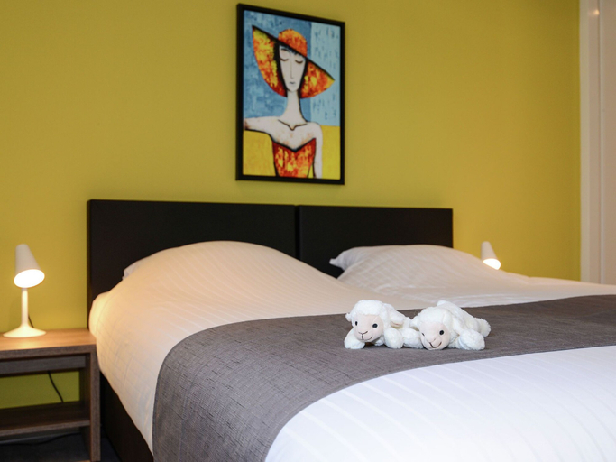 Bedroom 2, Villa Within National Park, Texel