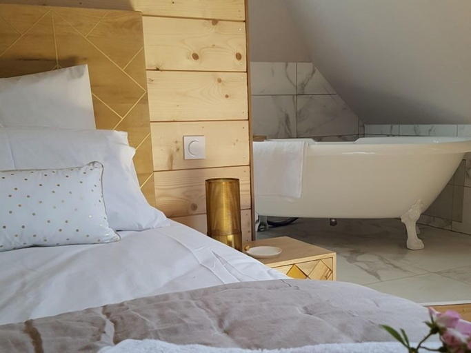 Bedroom 12