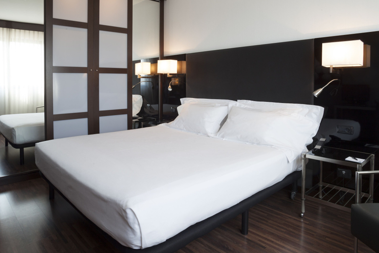 Bedroom 2, AC Hotel Padova by Marriott, Padua