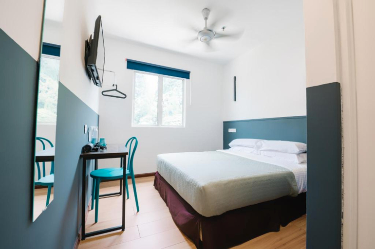 Bedroom 25