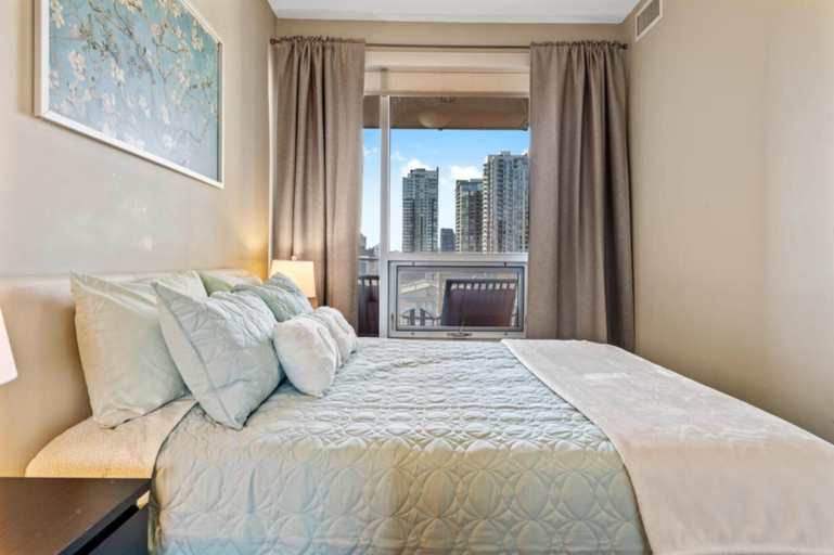 Bedroom 3, Modern DT Condo Balcony Parking Gym Hot Tub, Division No. 6