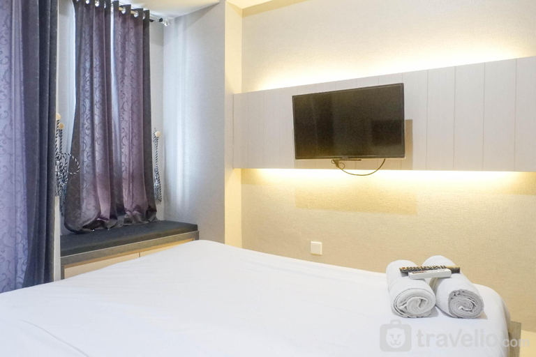 Bedroom 3, Calm Studio Tanglin Supermall Mansion By Travelio, Surabaya