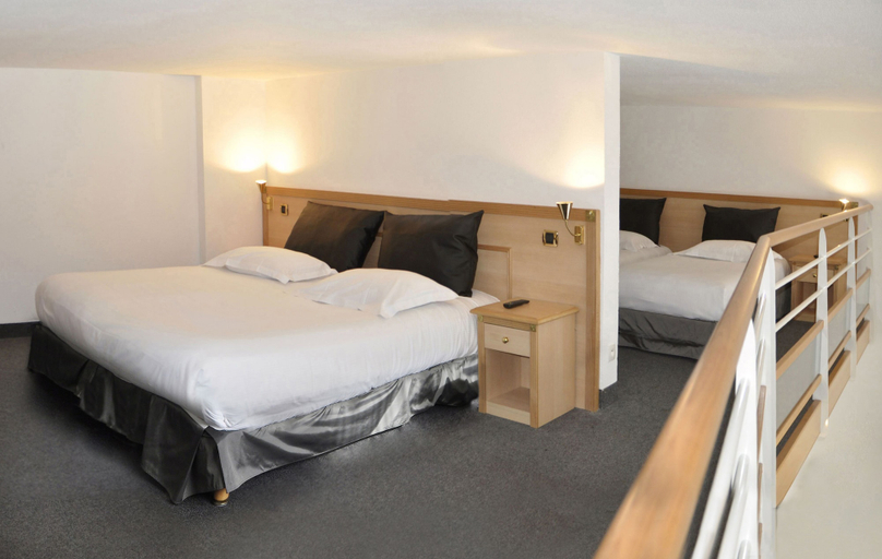 Bedroom 4, Westotel Nantes Atlantique, Loire-Atlantique