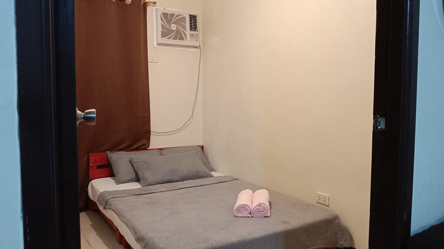 Others 4, Minimalist and Cozy 2-Bedroom Condo w/ Netflix, Imus