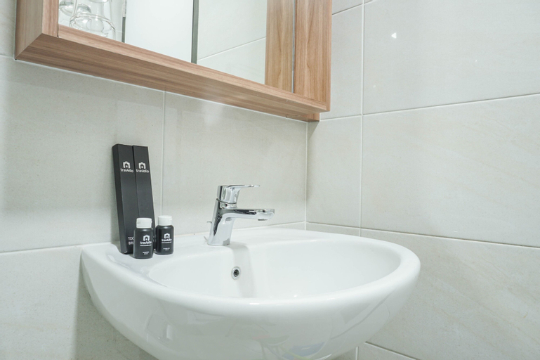 Bathroom 19
