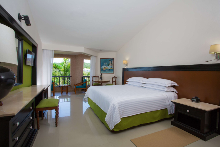 Bedroom 3, Barceló Huatulco - All Inclusive, Dist. Pochutla