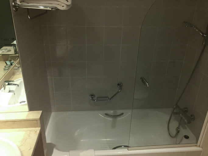 Bathroom 5, Parador De Teruel, Teruel