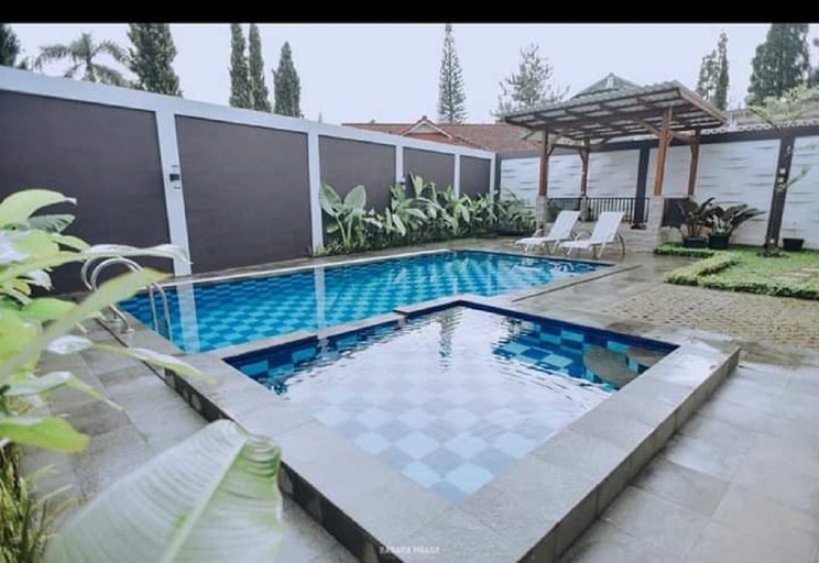Sport & Beauty 2, Villa Delima 3 by Nooryani, Bogor