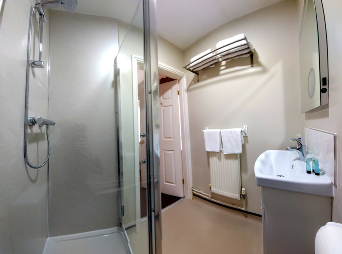 Bathroom 3, Grains Bar Hotel, Oldham