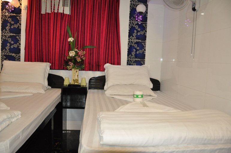 Bedroom 9