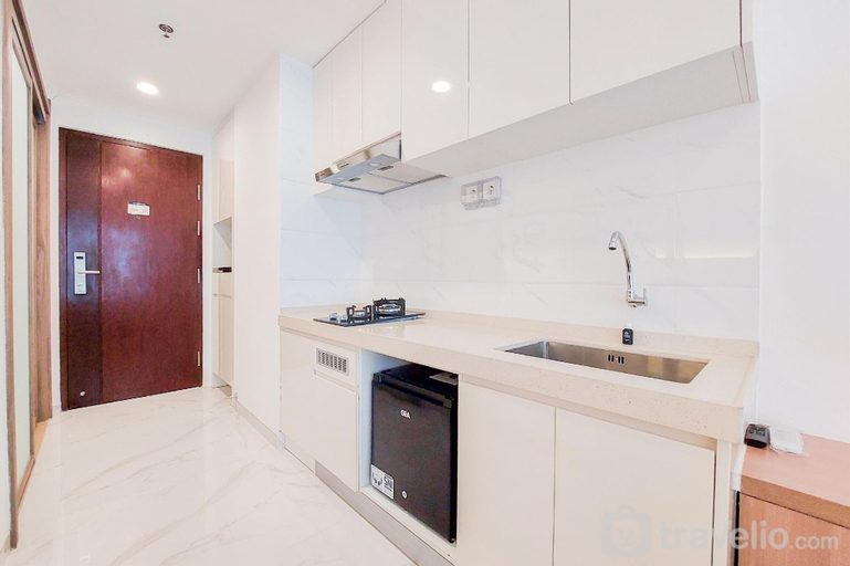 Furnished Restful Studio Sky House BSD By Travelio, Tangerang