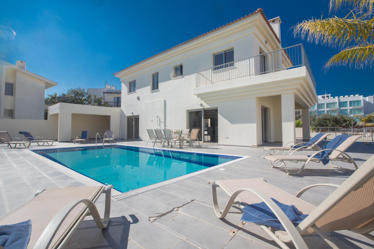 Sport & Beauty 2, Protaras Holiday Villa Dv1