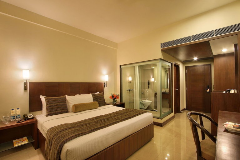 Bedroom 2, Express Residency Hotel, Vadodara
