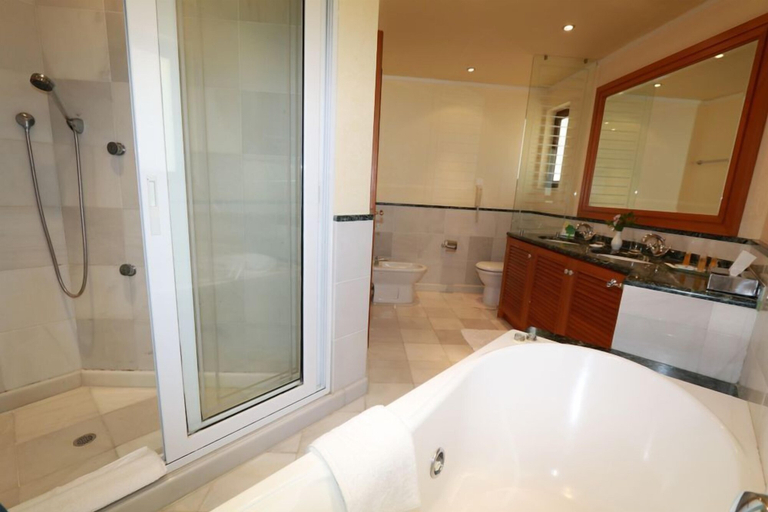 Bathroom 4, Annabelle Beach Resort - All Inclusive, Crete