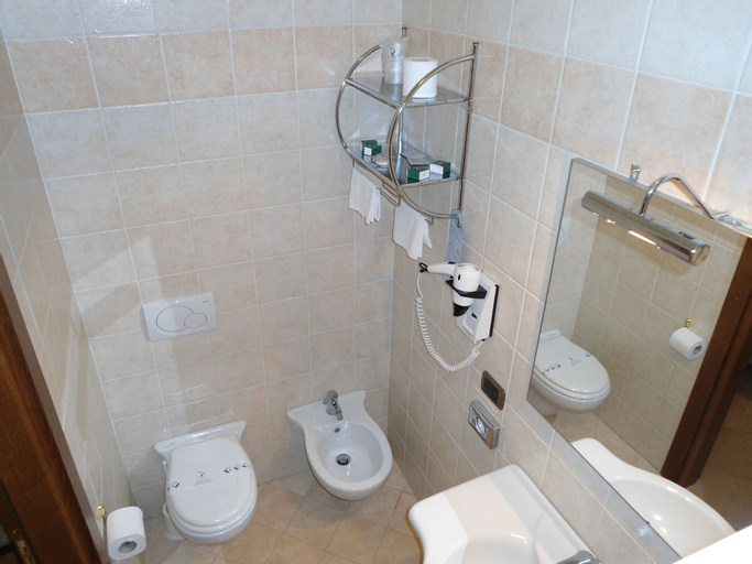Bathroom 6