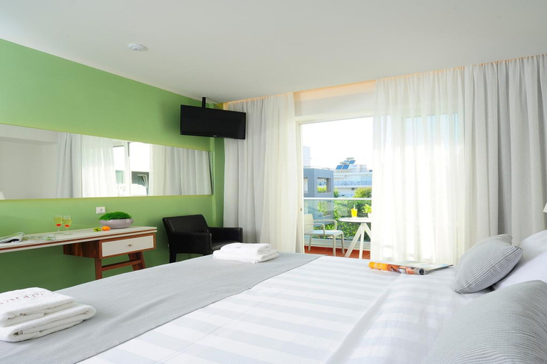 Bedroom 3, Atrium Ambiance Hotel, Crete