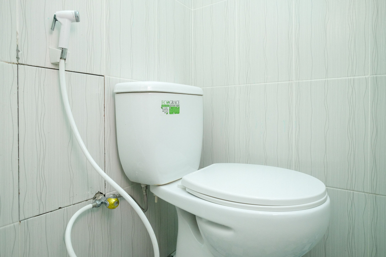 Bathroom 3, RedDoorz @ Jakal Atas KM 7, Sleman