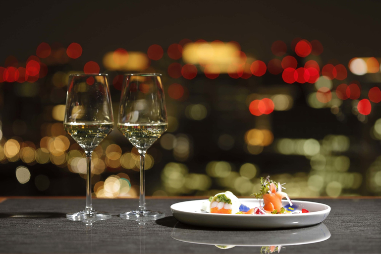 Food & Drinks 20