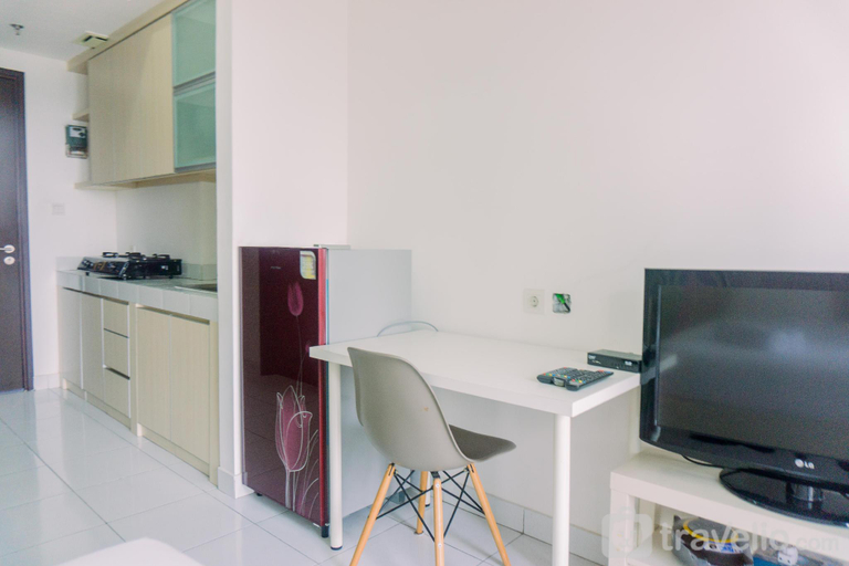 Others 4, Good Warm Studio Room Casa de Parco By Travelio, Tangerang