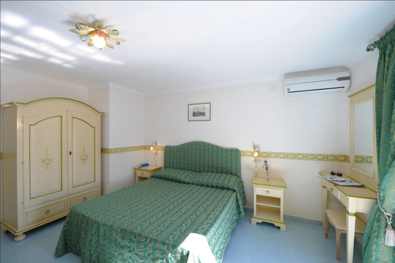 Bedroom 4, Hotel Torre Saracena, Salerno