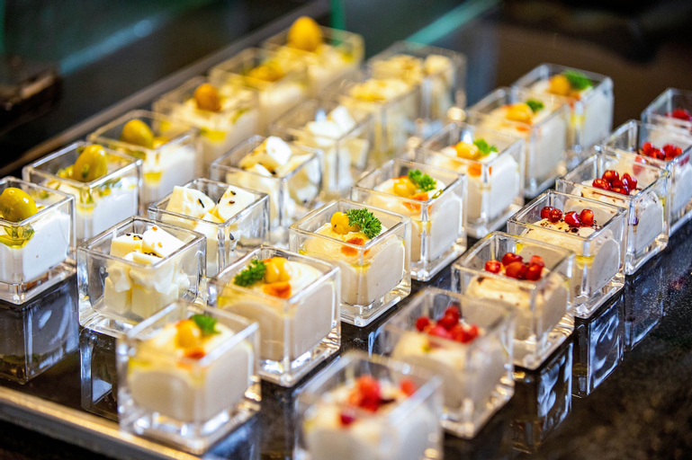 Food & Drinks 5
