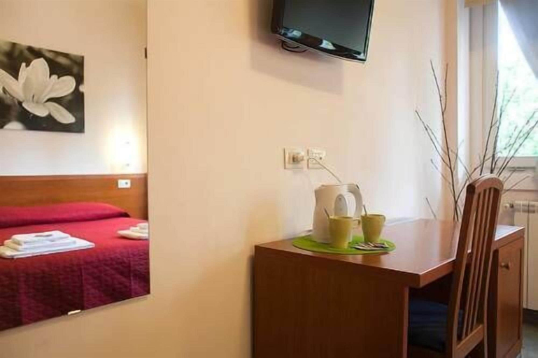 Bedroom 2, NL Smart, Rome