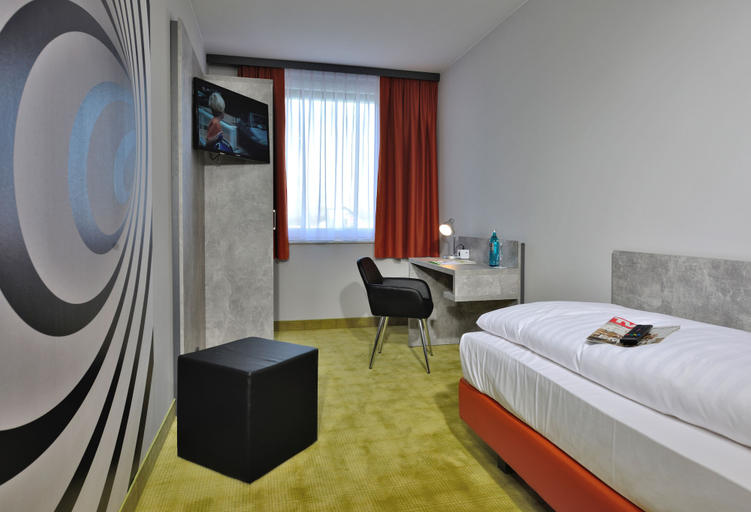 Bedroom 5, SleepySleepy Hotel Gießen, Gießen