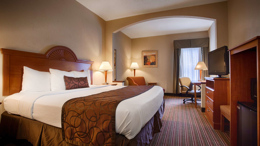 Bedroom 3, Best Western Plus Edison Inn, Wake