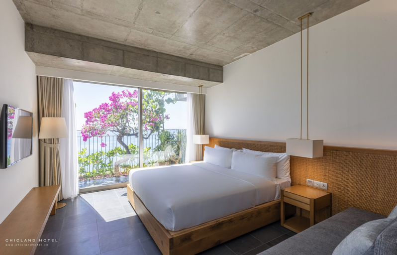 Bedroom 13