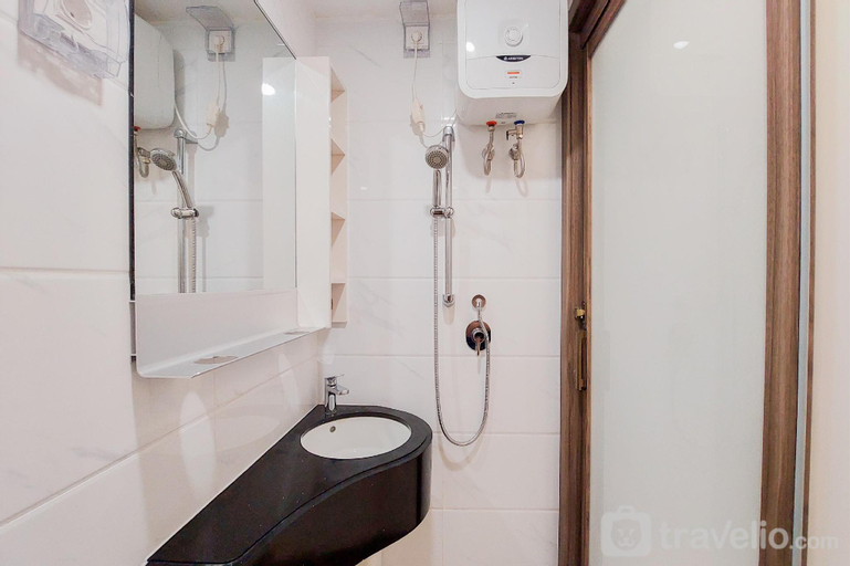 Studio Cozy Design Sky House BSD By Travelio, Tangerang