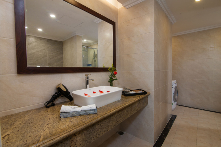 Bathroom 4
