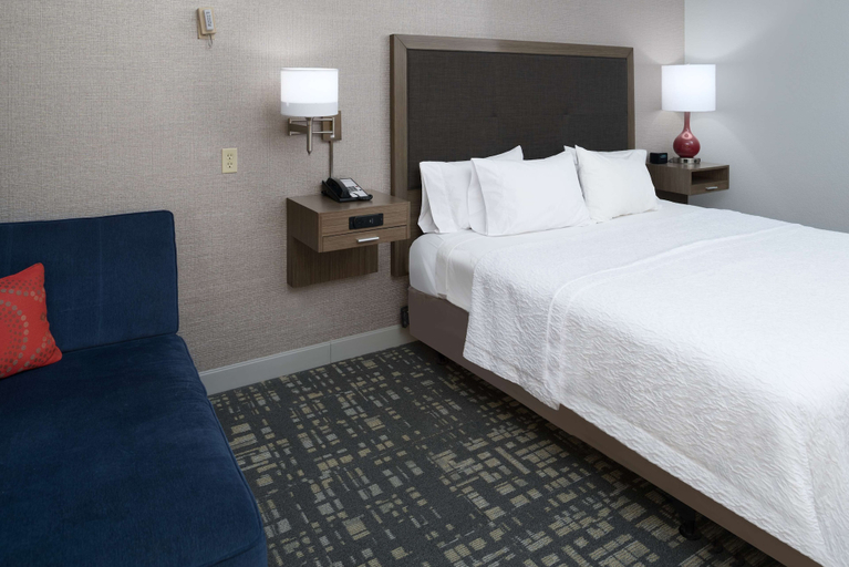 Bedroom 2, Hampton Inn North Sioux City, Union